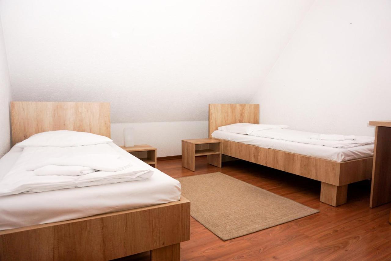 Hotel Kreuz Schwabisch Gmund Bagian luar foto